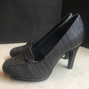 Naturalizer Black/Gray Flicker Fabric Pumps Heels